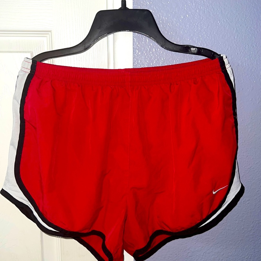 Nike Large red shorts used good condition